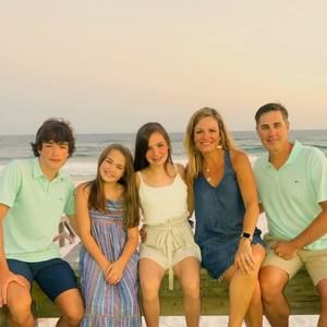 Meet your Posher, Courtney